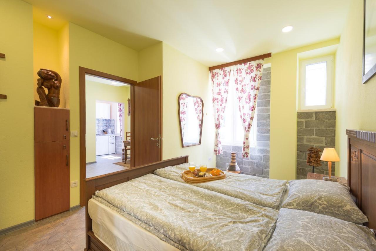 Apartments Antique Дубровник Екстериор снимка