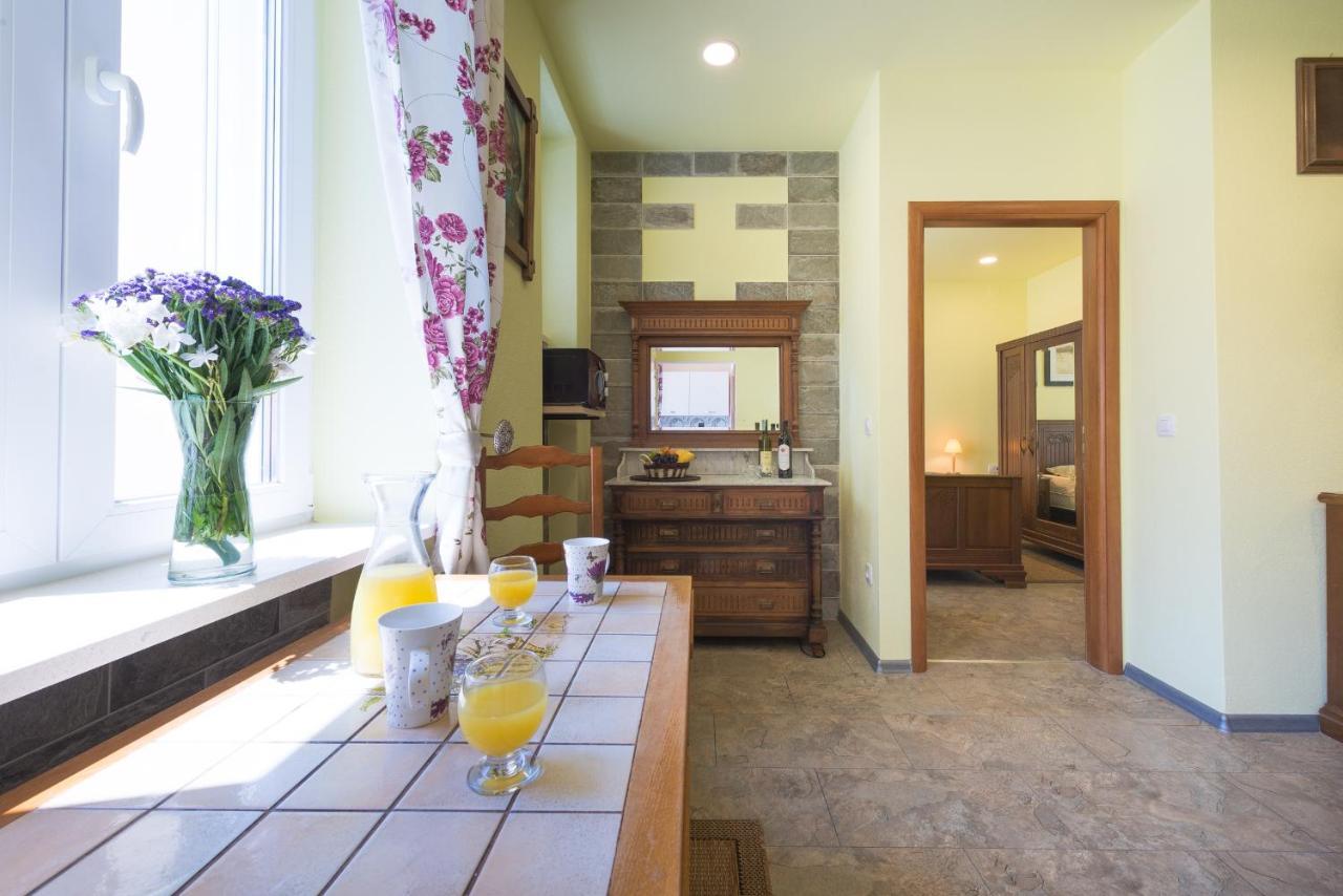 Apartments Antique Дубровник Екстериор снимка